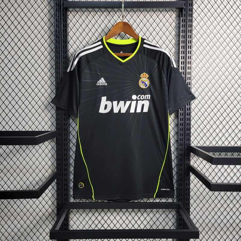 Camisa Retrô do Real Madrid 2010/2011