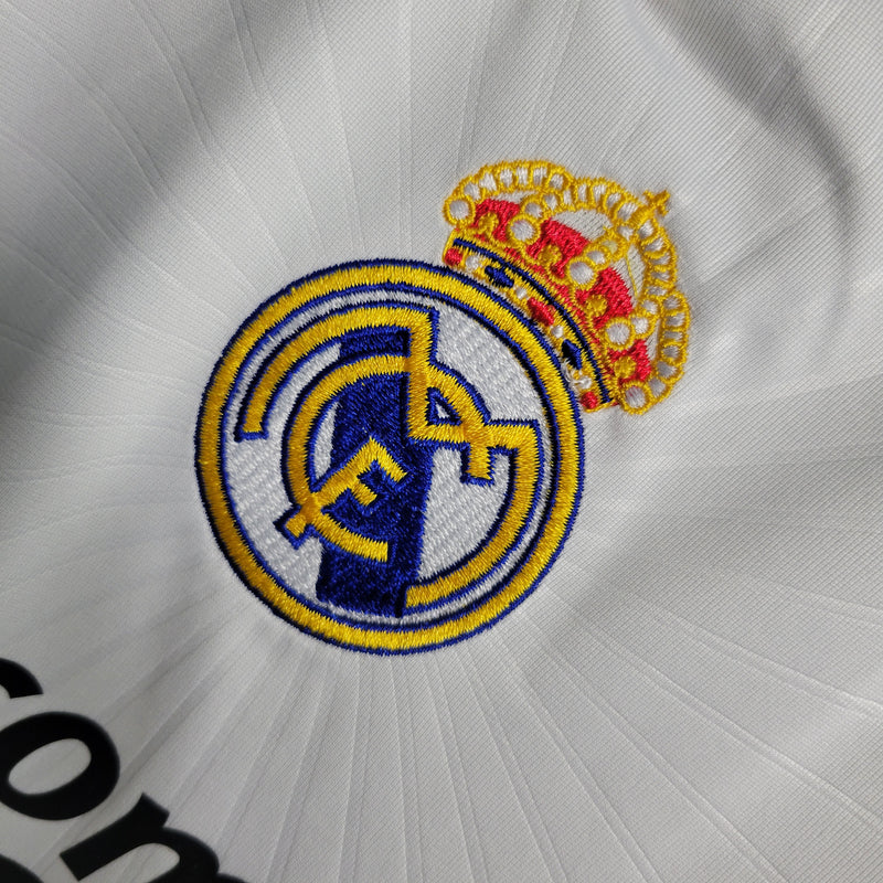 Camisa Retrô do Real Madrid 2010/2011