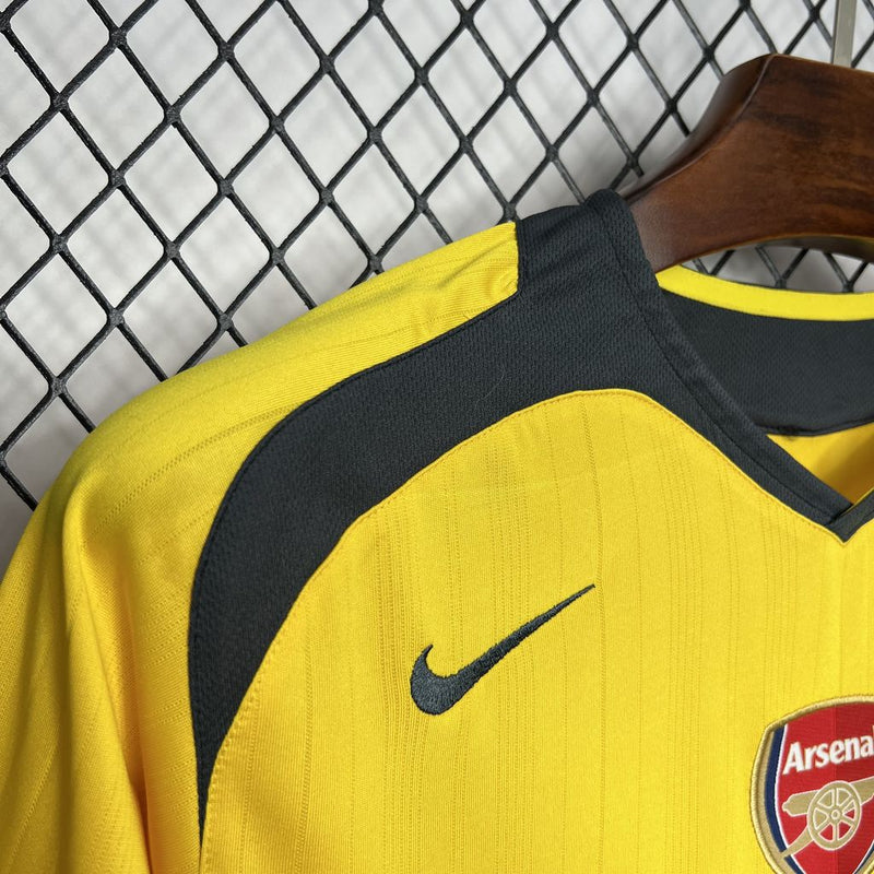 Camisa Retrô do Arsenal 2005/2006