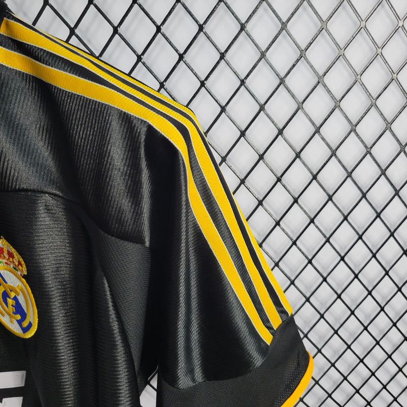 Camisa Retrô do Real Madrid 1999/2001