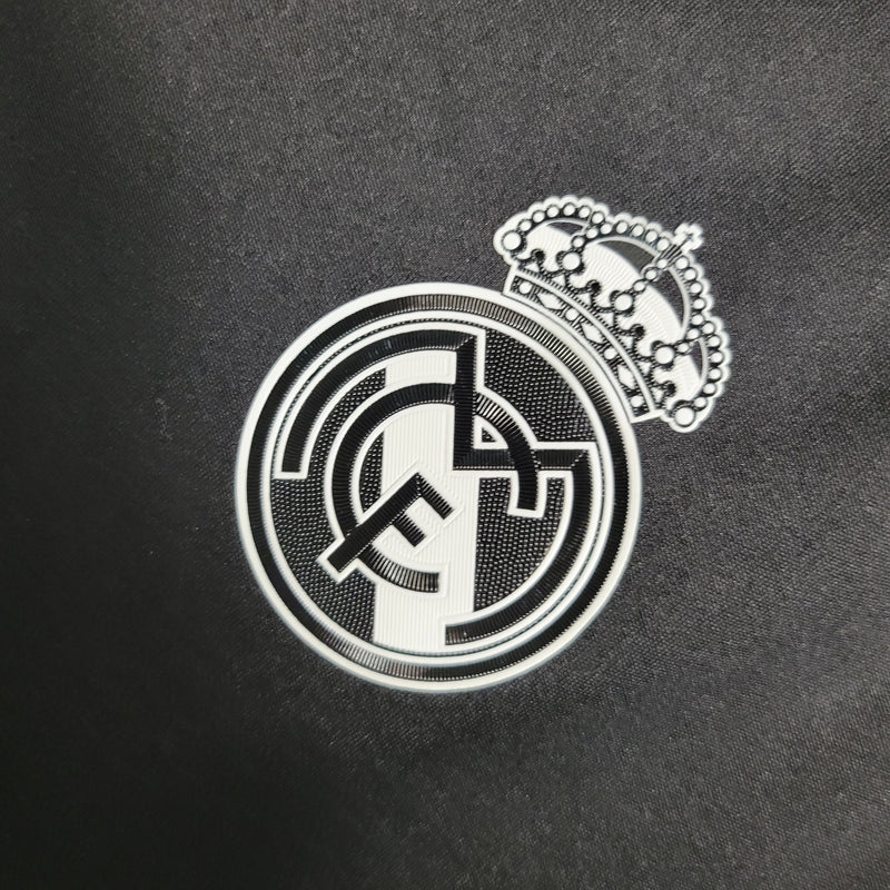 Camisa Retrô do Real Madrid 2016/2017