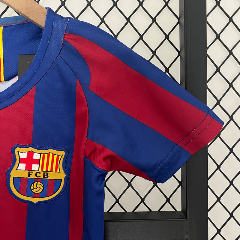 Conjunto Retrô Infantil Oficial do Barcelona 2005/2006 - Kids