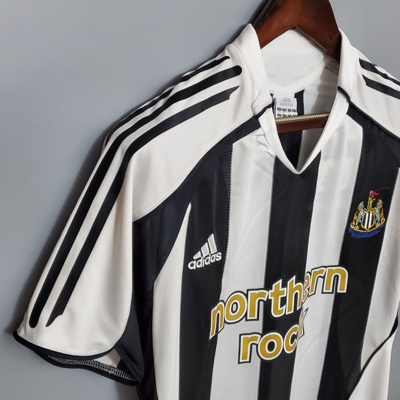 Camisa Retrô do Newcastle 2005/2006