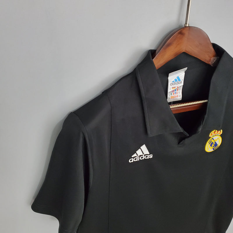 Camisa Retrô do Real Madrid 2002/2003