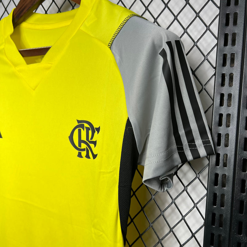 Camisa Feminina Oficial do CR Flamengo 24/25 Baby Look - Treino