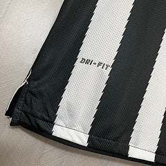 Camisa Retrô da Juventus 2011/2012 - Versão Retrô