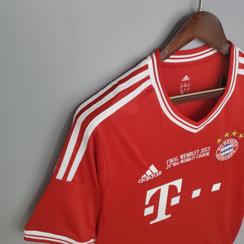 Camisa Retrô do Bayern de Munique 2013/2014