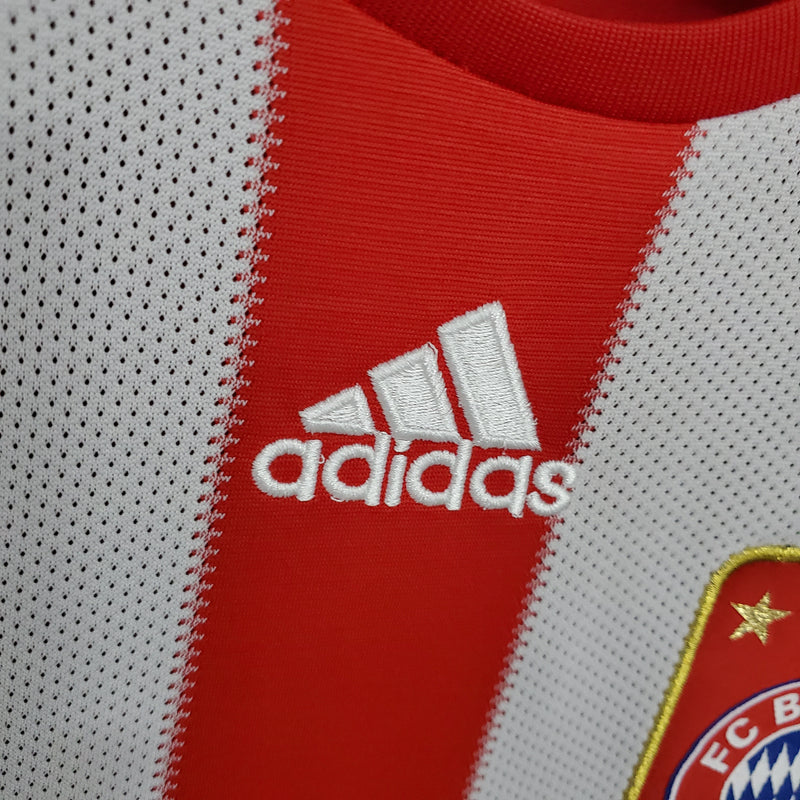 Camisa Retrô do Bayern de Munique 2010/2011