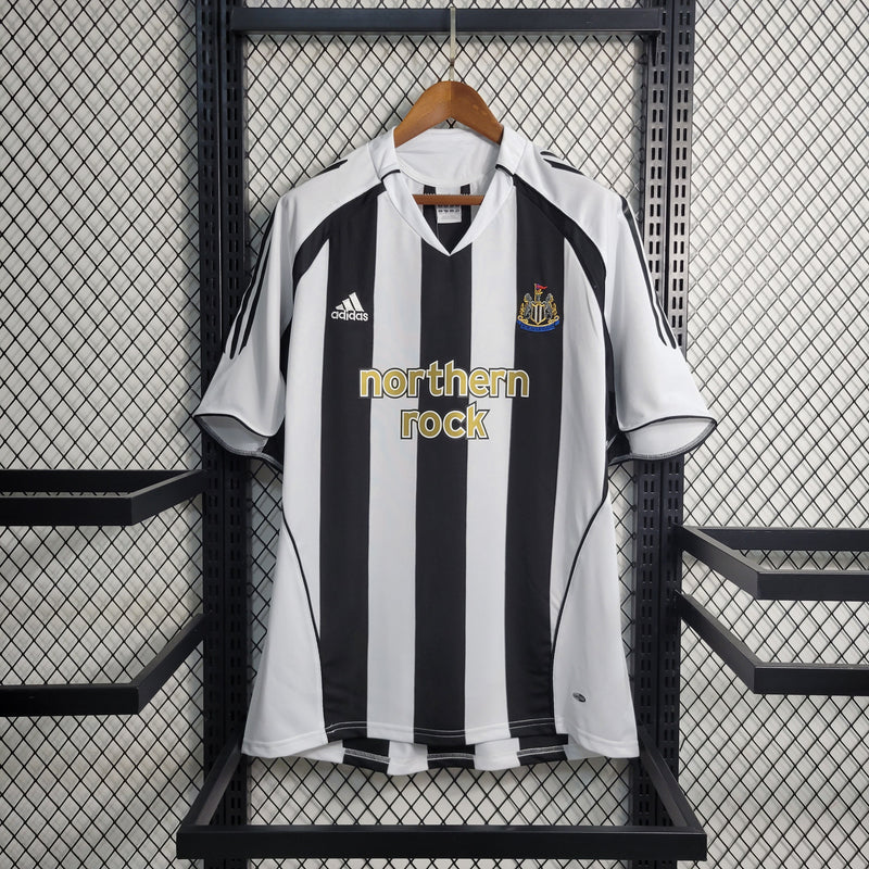 Camisa Retrô do Newcastle 2004