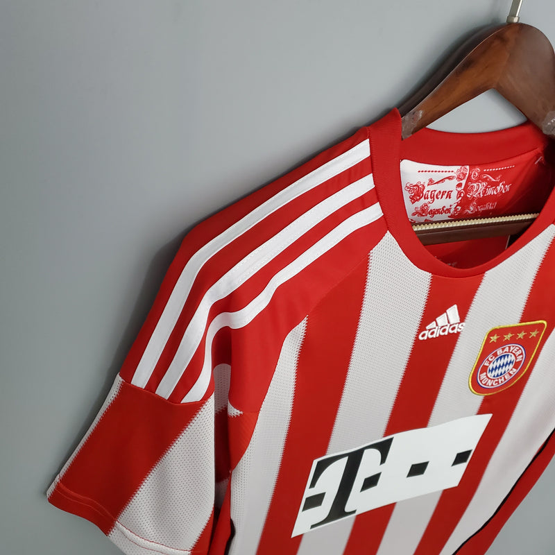 Camisa Retrô do Bayern de Munique 2010/2011